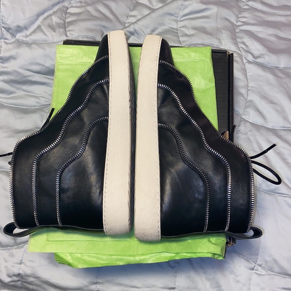 🎈SALE🎈Women Western Zip FRYE Sneakers🎈 - Picture 6 of 11